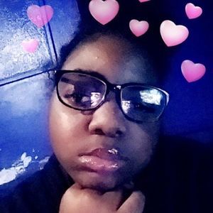 Meet your Posher, Janaya